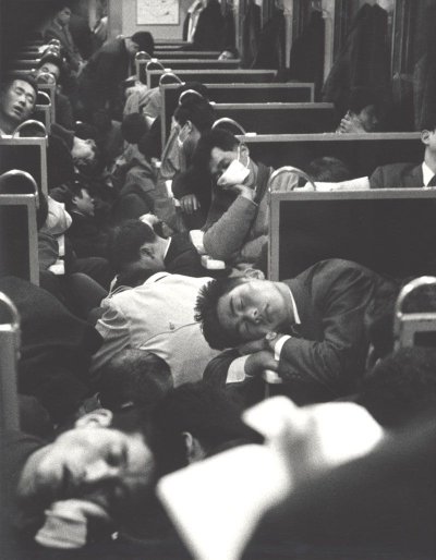 Утренний поезд, Япония. 1964 год
