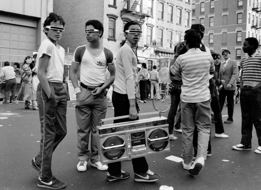 Ребята с бумбоксом, 14-я улица, Нью-Йорк, 1983 год.