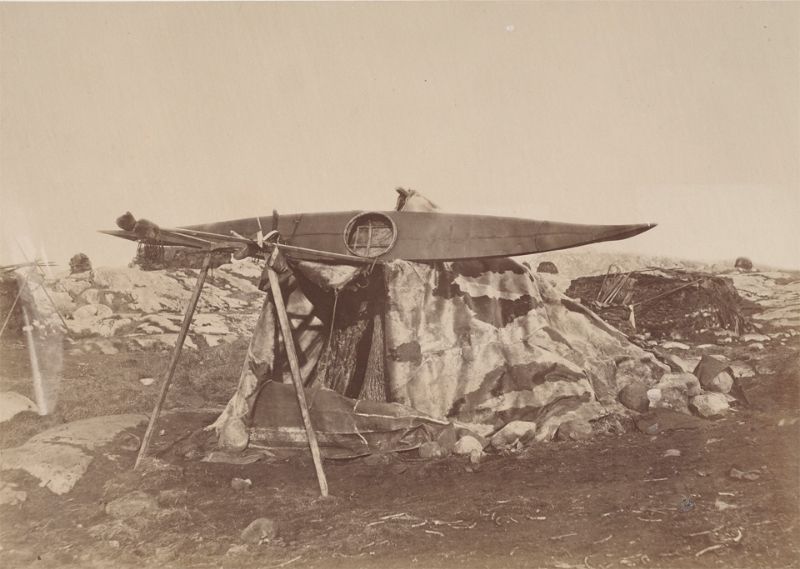 Esquimaux toupek, или шатер из кожи, используемый при путешествии вдоль побережья