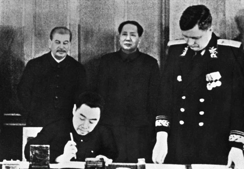 11 апреля 1980 года. Мао Цзэдун и Сталин. Мао Цзэдун в Москве 1949. Мао Цзэдун 1950. Мао Цзэдун китайский Сталин.