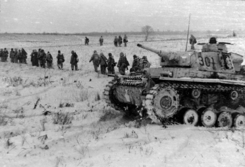 Гренадеры кавалерийской дивизии ваффен СС в пехотных операциях с танковой поддержкой на территории СССР