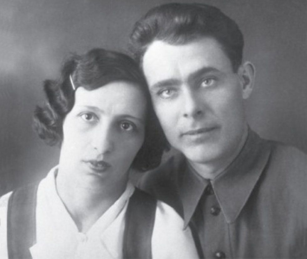 Молодые Виктория Петровна и Леонид Ильич Брежневы, 1927 год